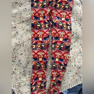 Lularoe Youth Girl's Leggings Sz L/XL Purple Feather Polka Dot Stretch Slimming